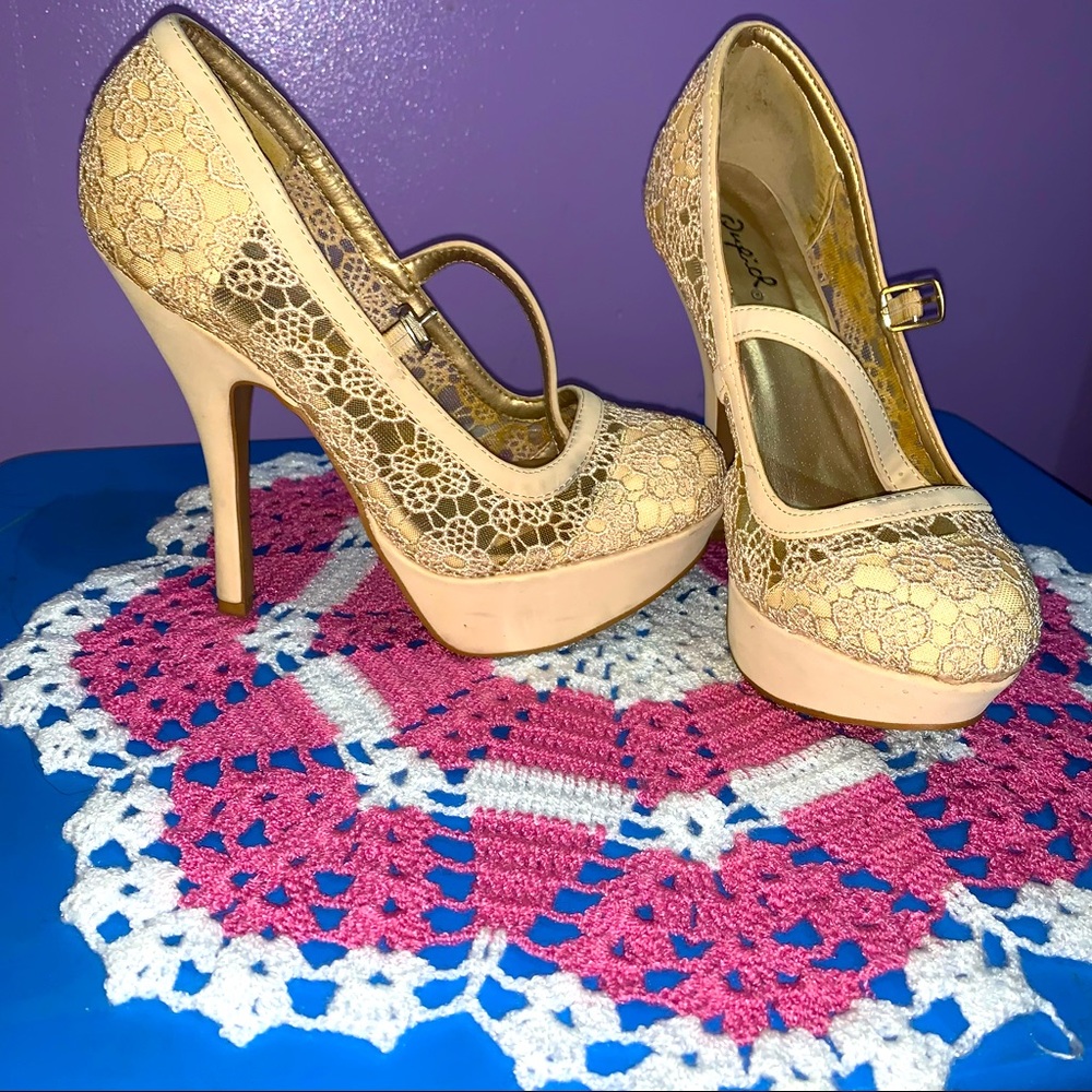 Qupid platform heels